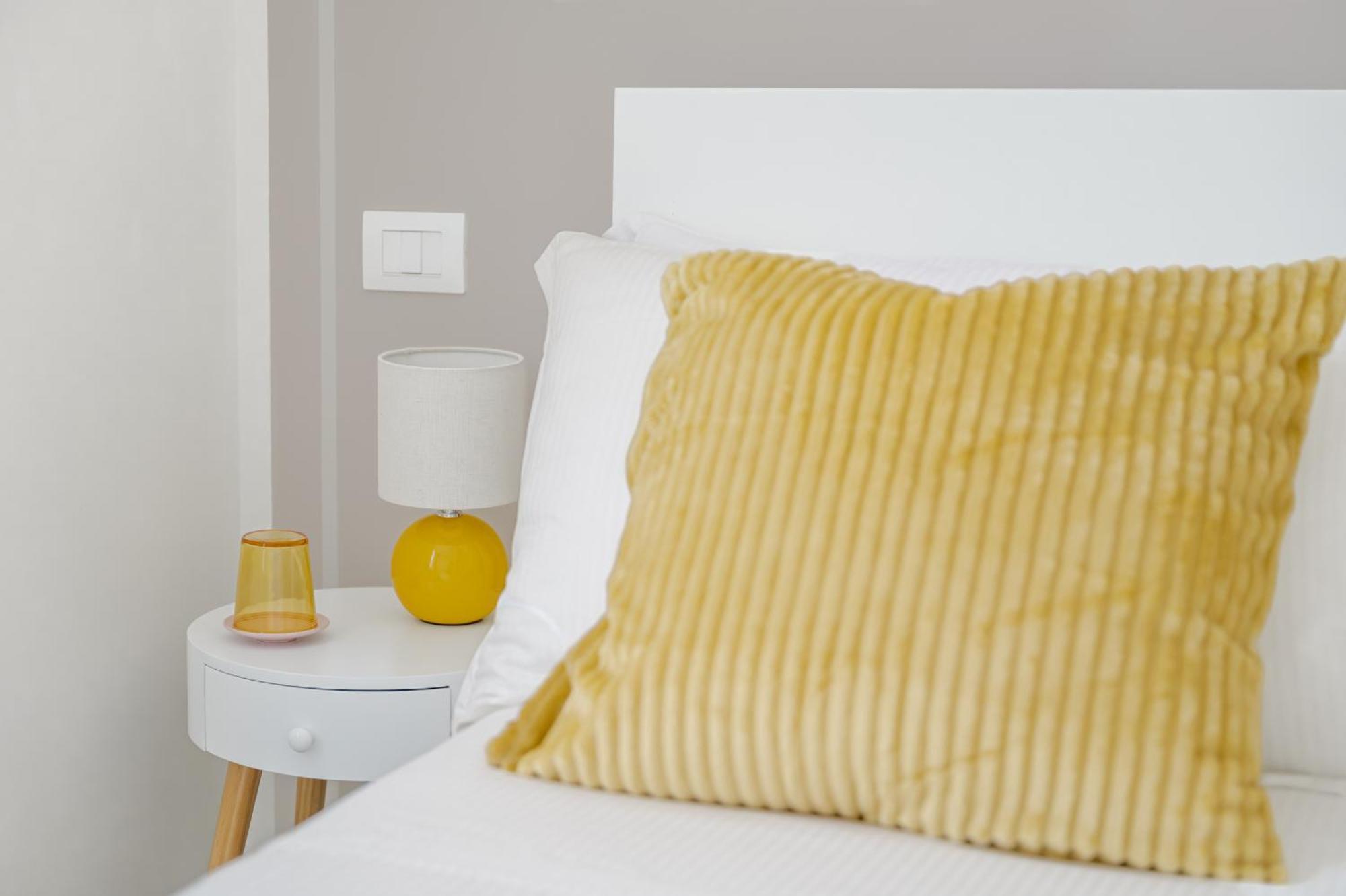 Via Ponte Alle Mosse, 19 - Florence Charming Apartments - A Chic, Newly Renovated Apartment Near Tram Leopolda, A Few Min From Downtown Eksteriør bilde