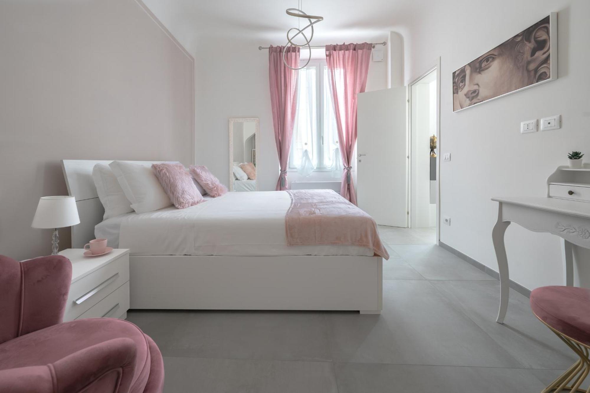 Via Ponte Alle Mosse, 19 - Florence Charming Apartments - A Chic, Newly Renovated Apartment Near Tram Leopolda, A Few Min From Downtown Eksteriør bilde