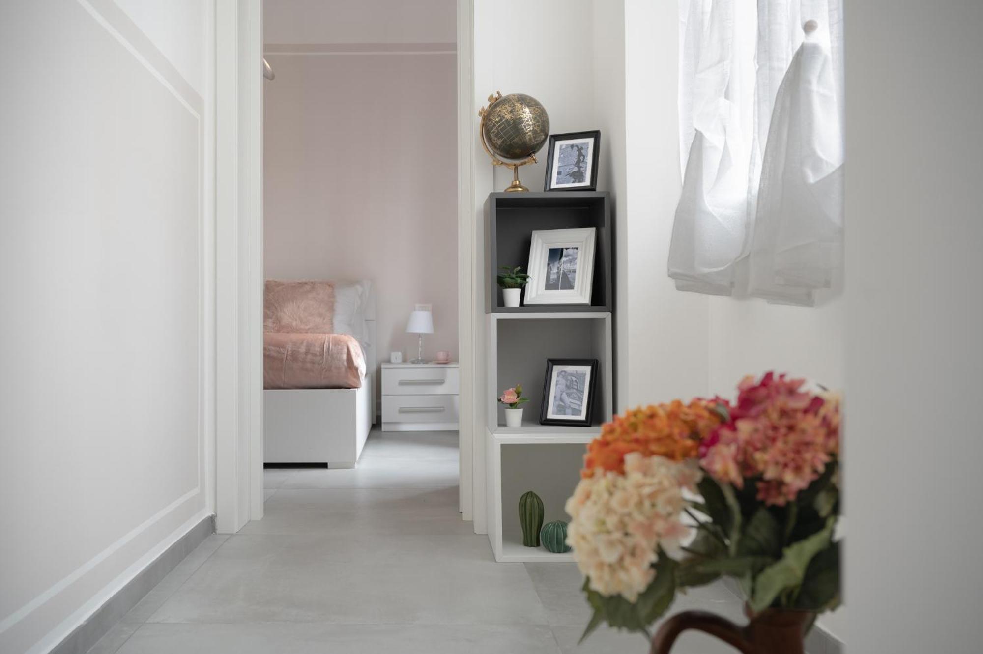 Via Ponte Alle Mosse, 19 - Florence Charming Apartments - A Chic, Newly Renovated Apartment Near Tram Leopolda, A Few Min From Downtown Eksteriør bilde